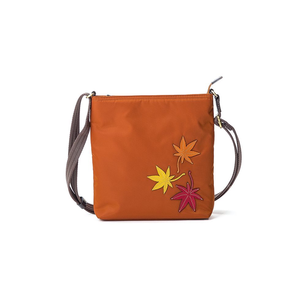 京都限定のELISIR caede KYOTO | エリシアカエデ京都のバッグシリーズ Linate Light Pochette