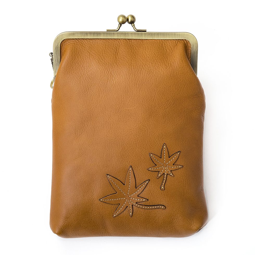 京都限定のELISIR caede KYOTO | エリシアカエデ京都のバッグシリーズ　Vacchetta Frame Bags