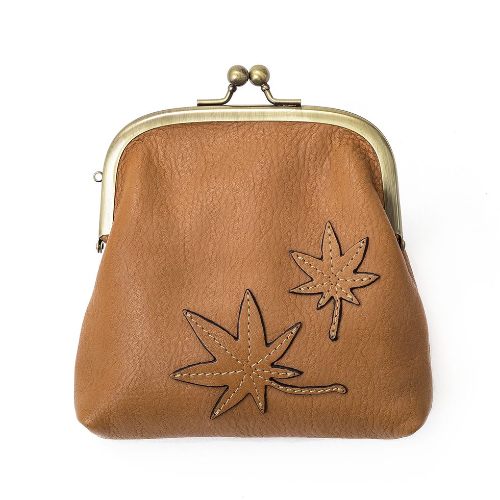 京都限定のELISIR caede KYOTO | エリシアカエデ京都のバッグシリーズ　Vacchetta Frame Bags