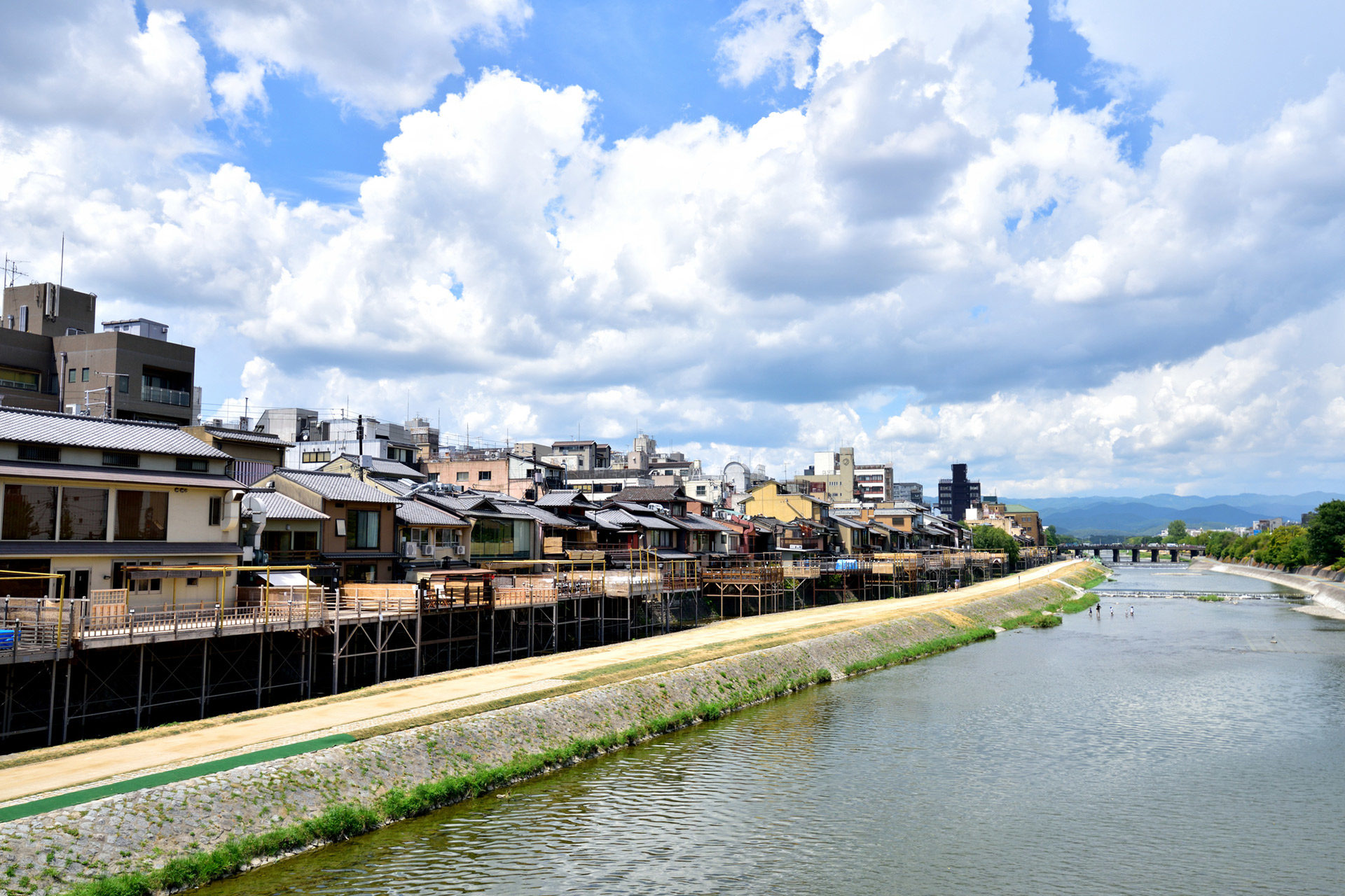 鴨川納涼床