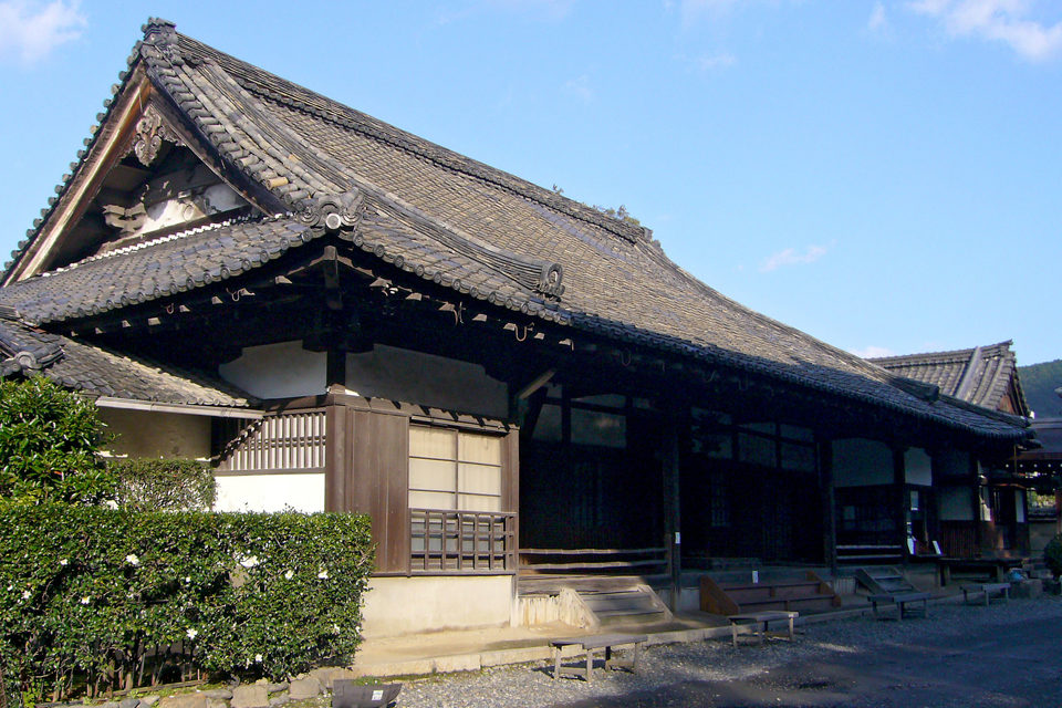 方広寺は、豊臣家の滅亡のきっかけのひとつ。その秘密は日本三大名鐘にあり。