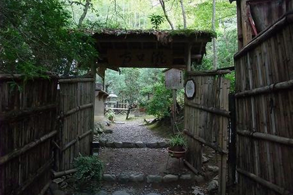 滝口寺