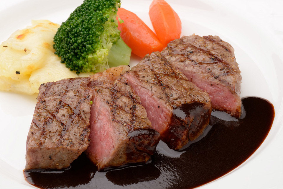 欧風料理開陽亭のステーキ