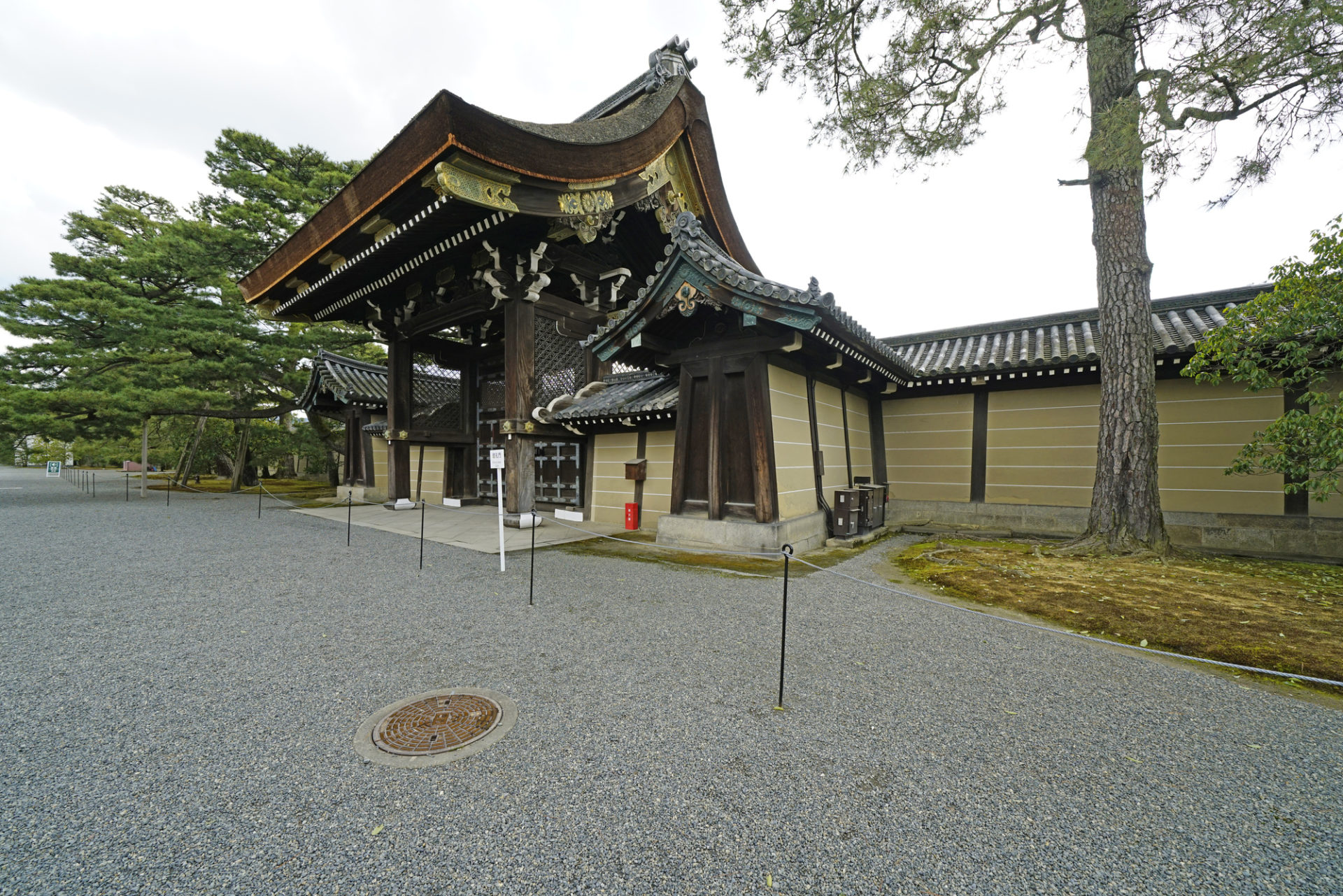 建礼門